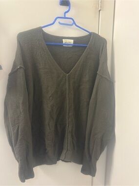 Aritizia Olive Green V-Neck Sweater